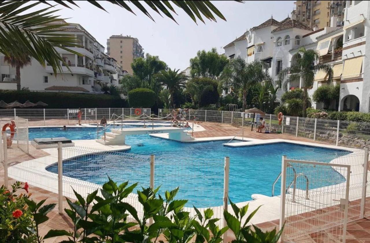M&J Benalmadena Retreat Apartment Exterior photo