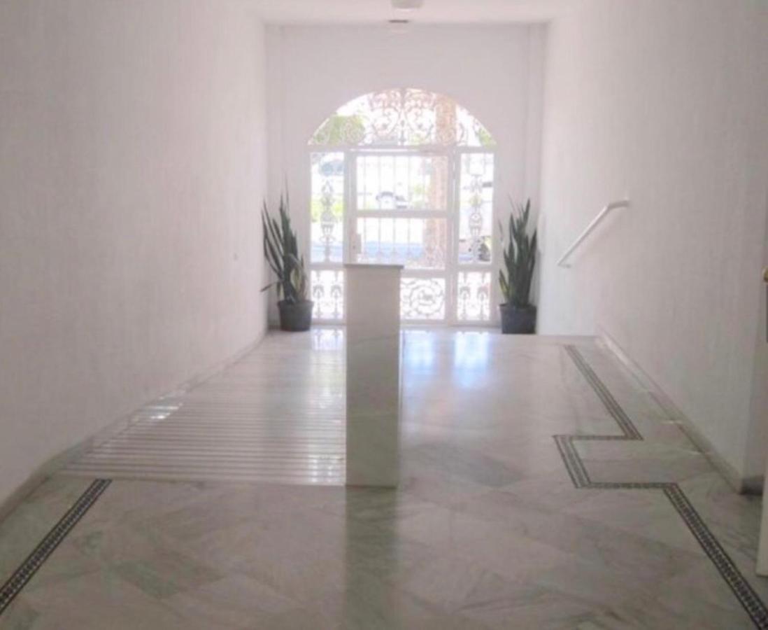 M&J Benalmadena Retreat Apartment Exterior photo
